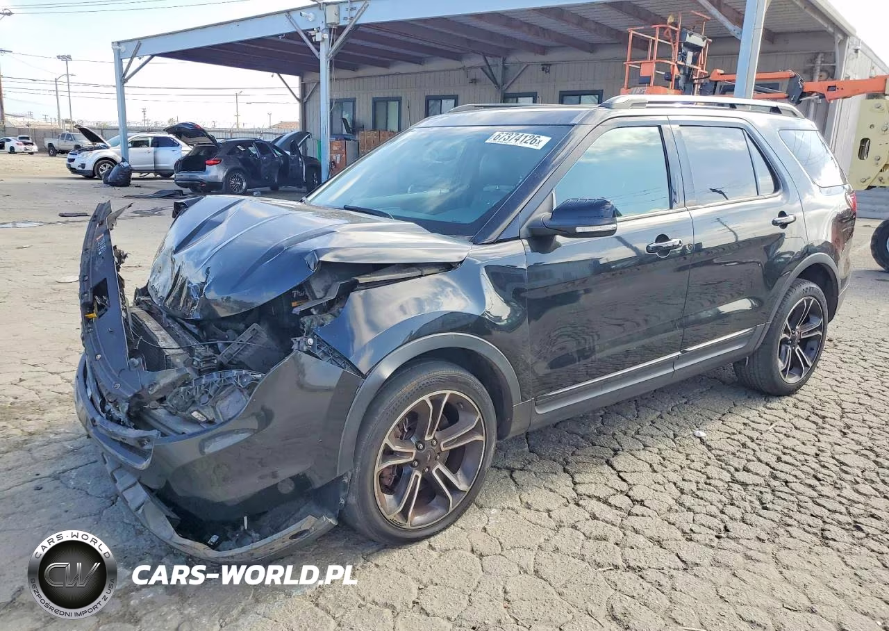 2015 Ford Explorer Sport – zdjęcie 1 z 13