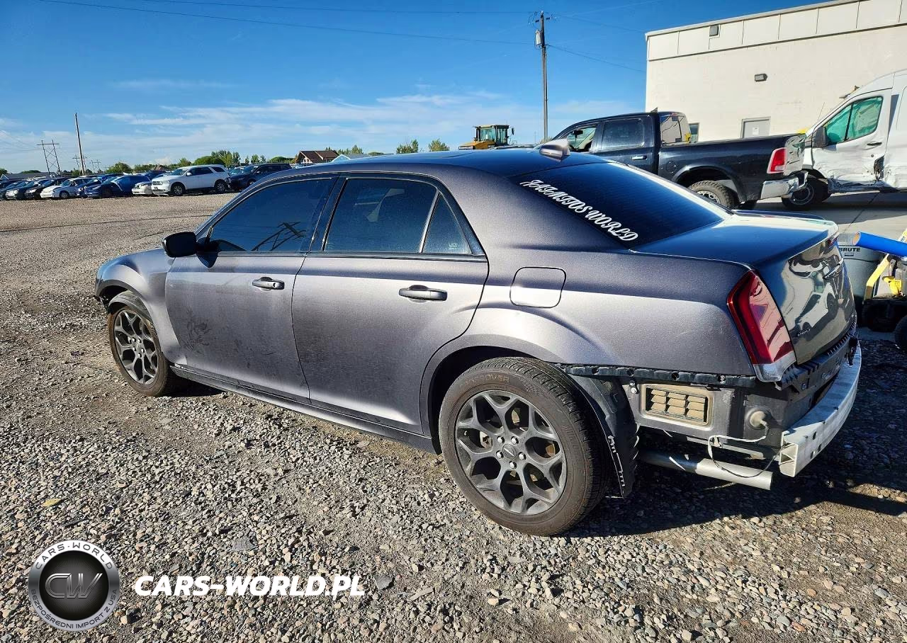 2022 Chrysler 300 Touring L VIN:2C3CCASG0NH236921 - 2