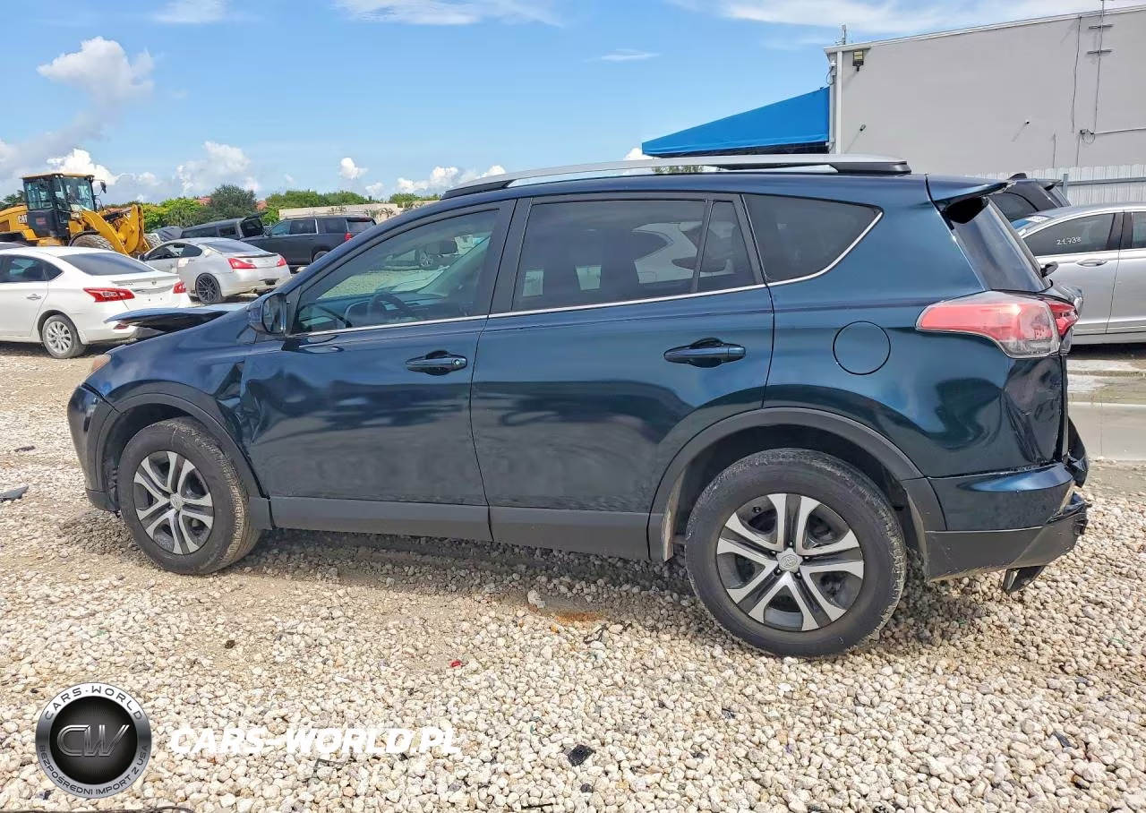 2017 Toyota Rav4 Le VIN:JTMZFREV5HJ718972 - 2