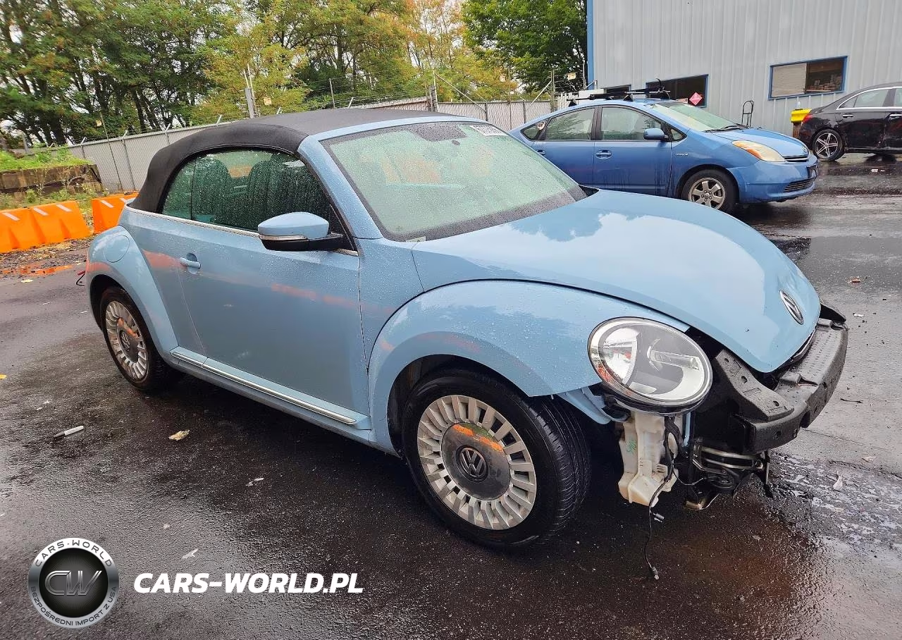 2015 Volkswagen Beetle 1.8T VIN:3VW517AT5FM814362 - 4