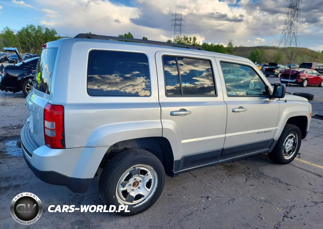 2013 Jeep Patriot Sport VIN:1C4NJRBB9DD201352 - 3