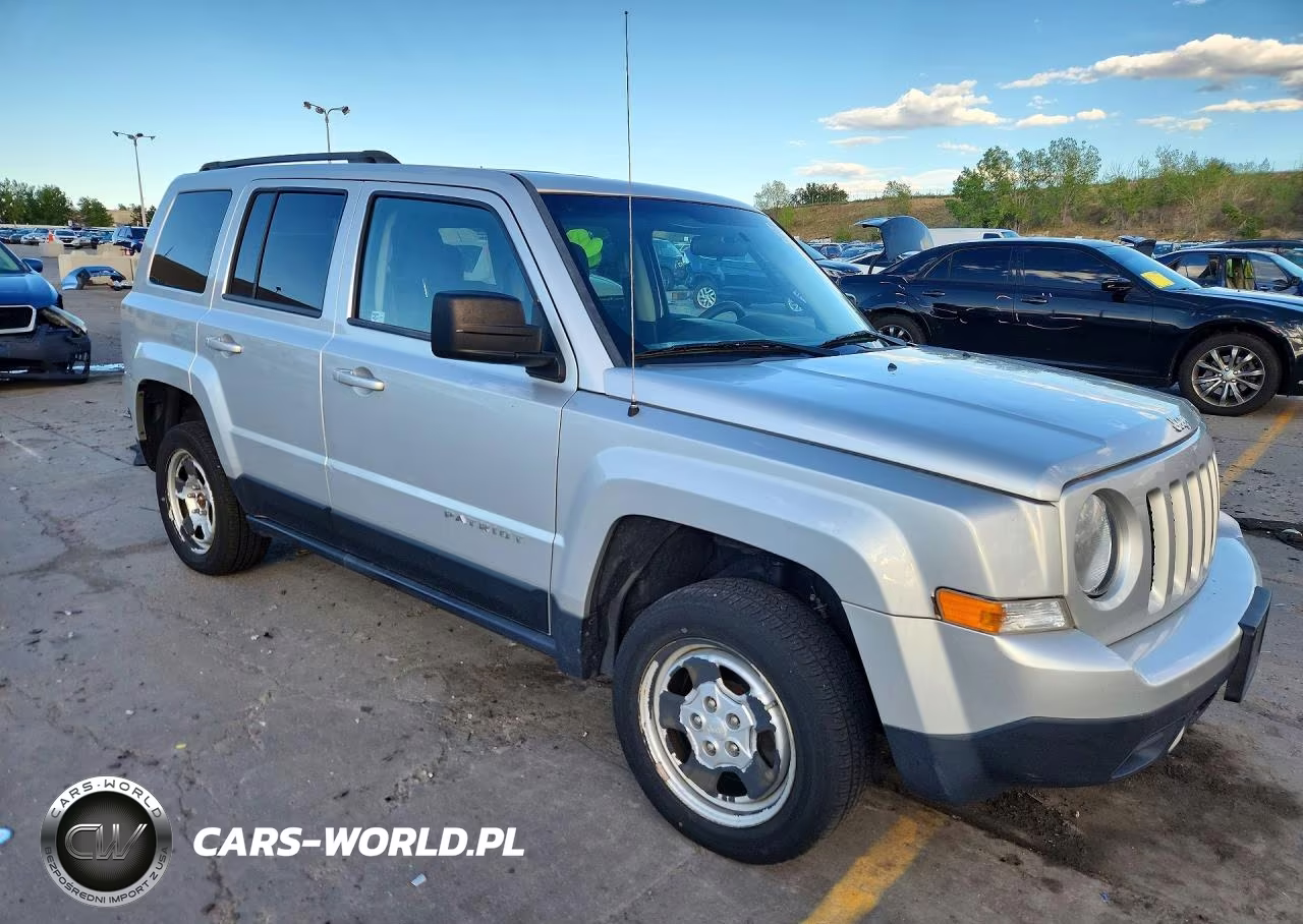 2013 Jeep Patriot Sport VIN:1C4NJRBB9DD201352 - 4