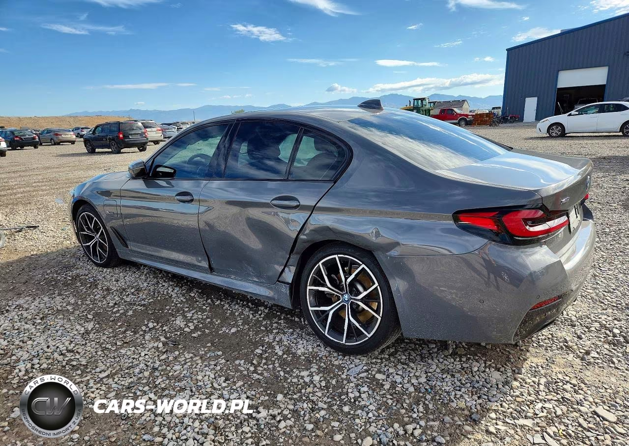 2022 BMW 530Xe VIN:WBA33AG0XNCJ91736 - 2