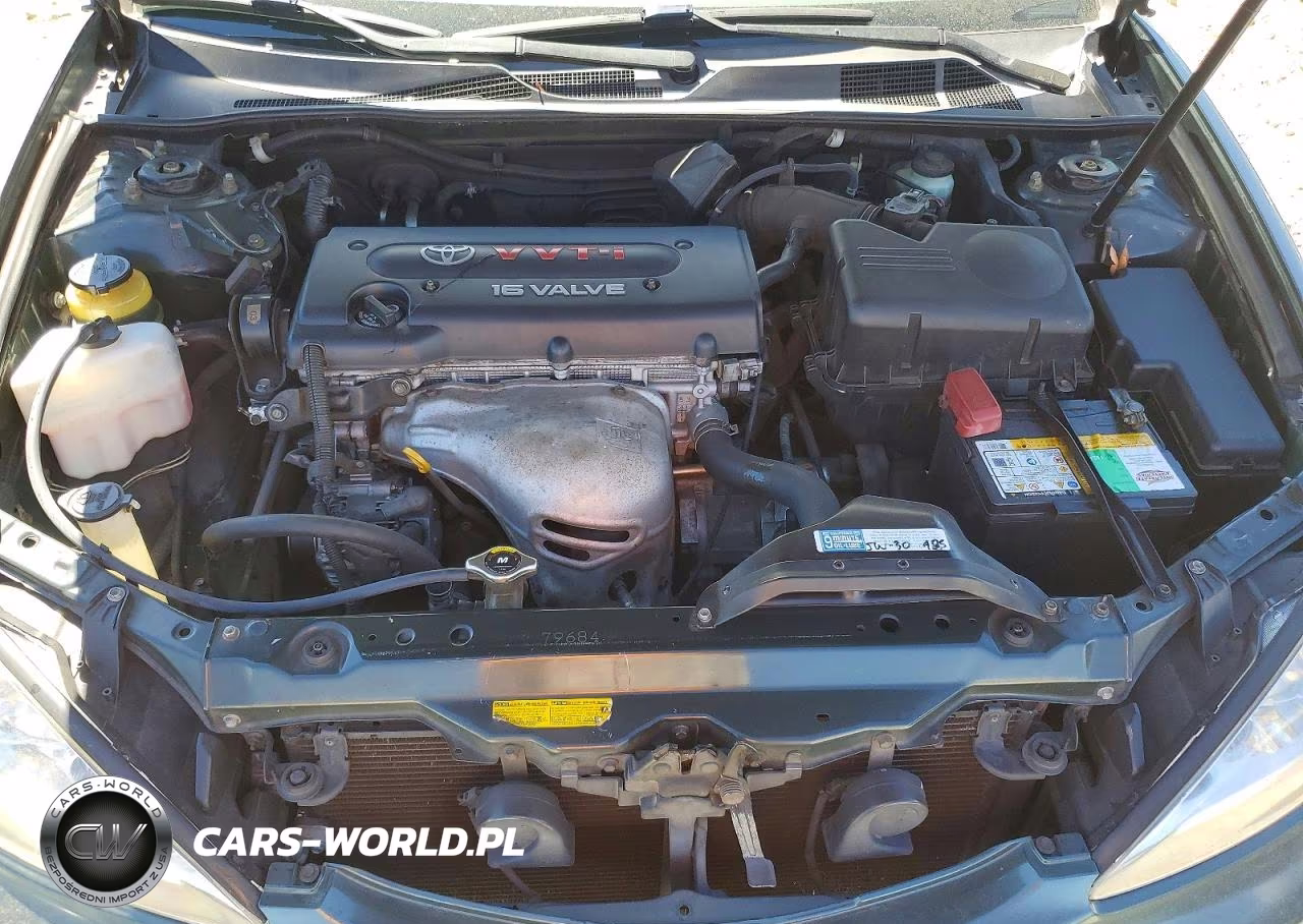2002 Toyota Camry Le VIN:JTDBE32K820076692 - 11
