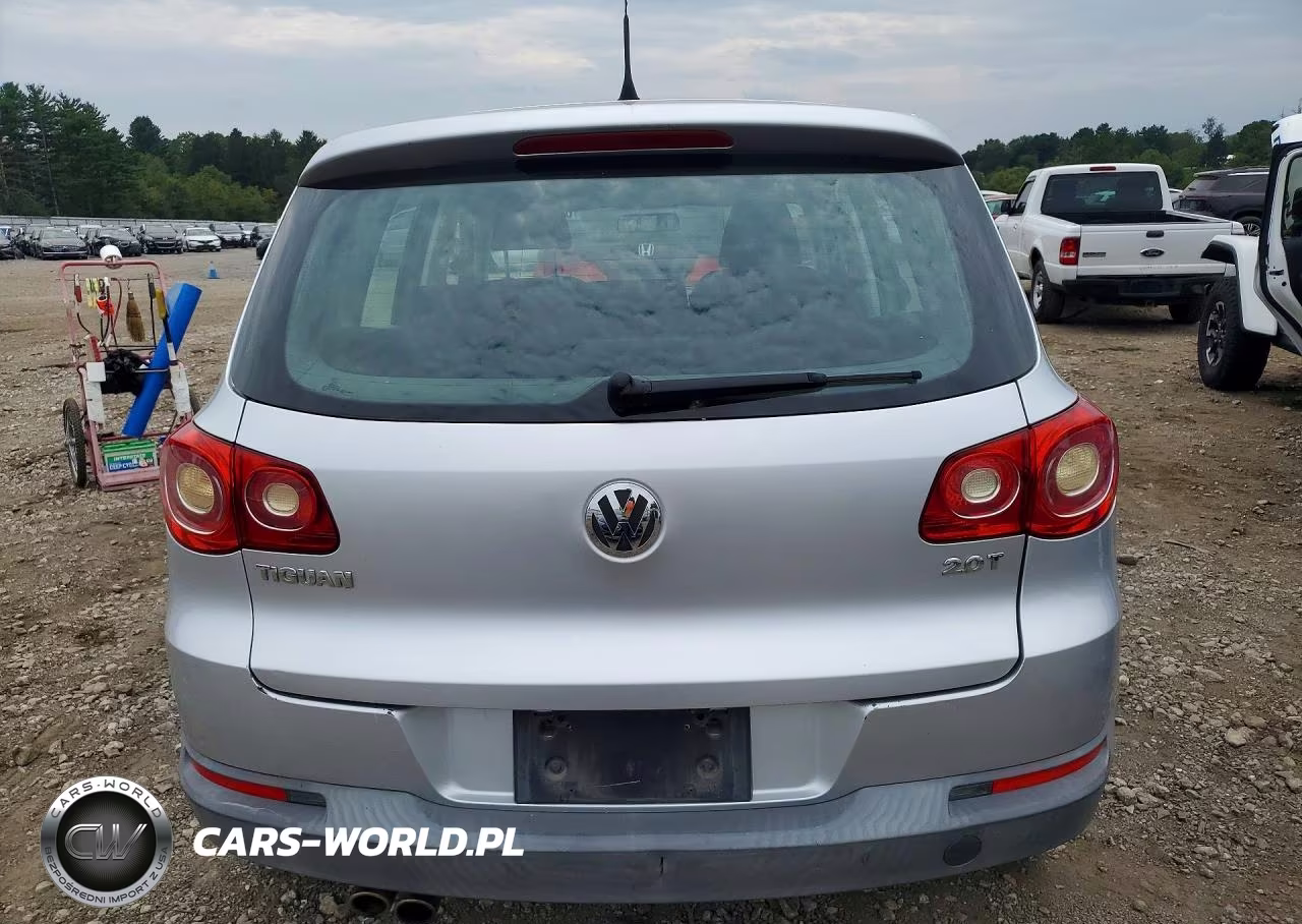 2011 Volkswagen Tiguan S VIN:WVGAV7AX2BW521503 - 6