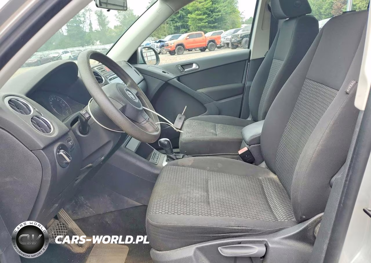 2011 Volkswagen Tiguan S VIN:WVGAV7AX2BW521503 - 7