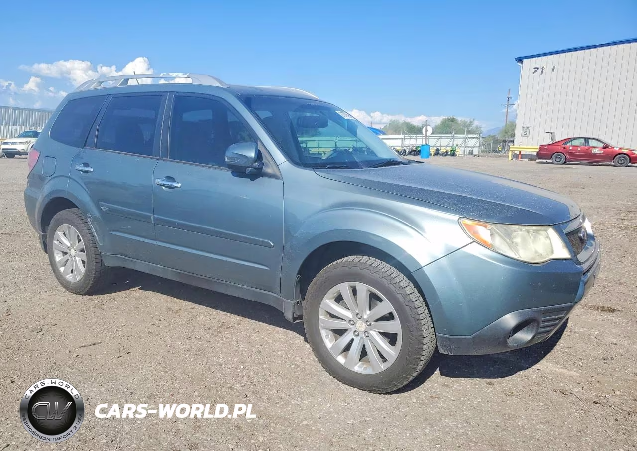 2011 Subaru Forester Touring VIN:JF2SHAHC1BH712402 - 4