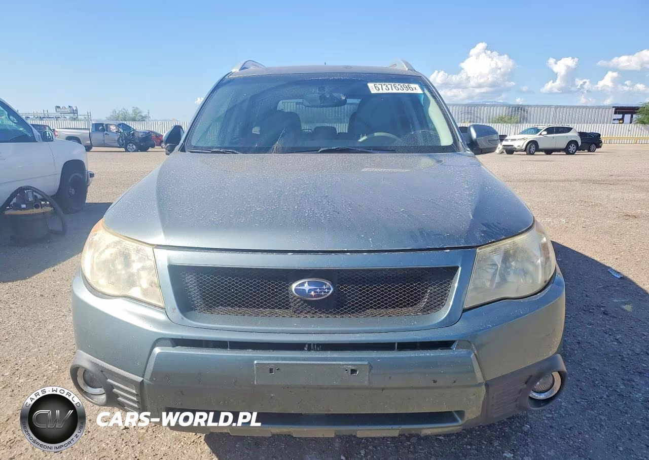2011 Subaru Forester Touring VIN:JF2SHAHC1BH712402 - 5