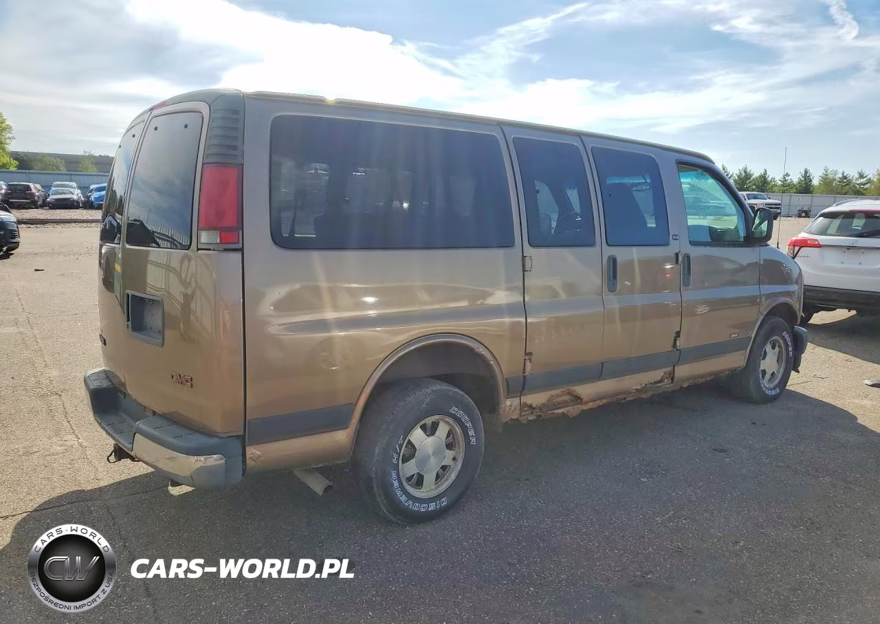 2002 GMC Savana G1500 VIN:1GKFG15R321202335 - 3