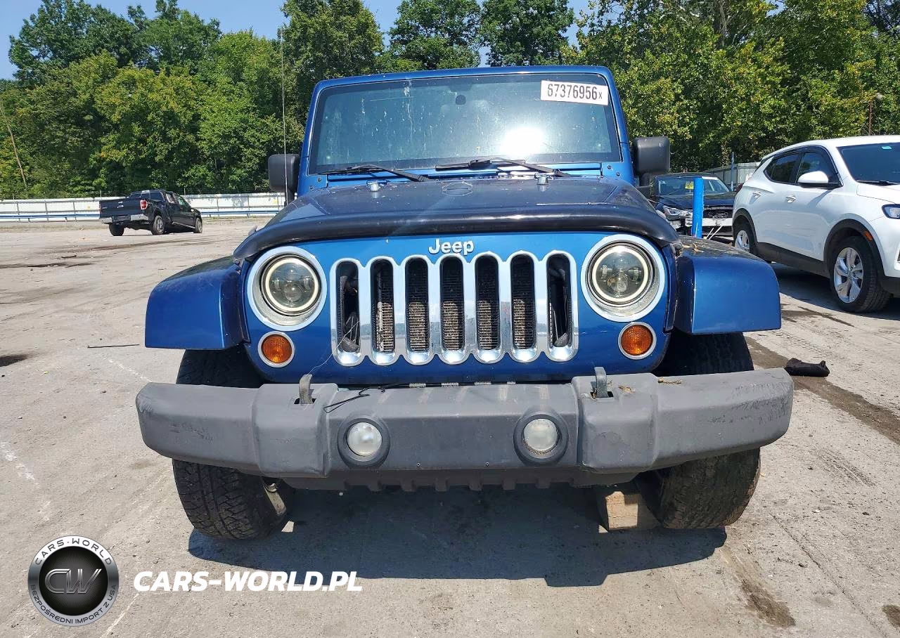 2010 Jeep Wrangler Unlimited Sahara VIN:1J4BA5H17AL116130 - 5