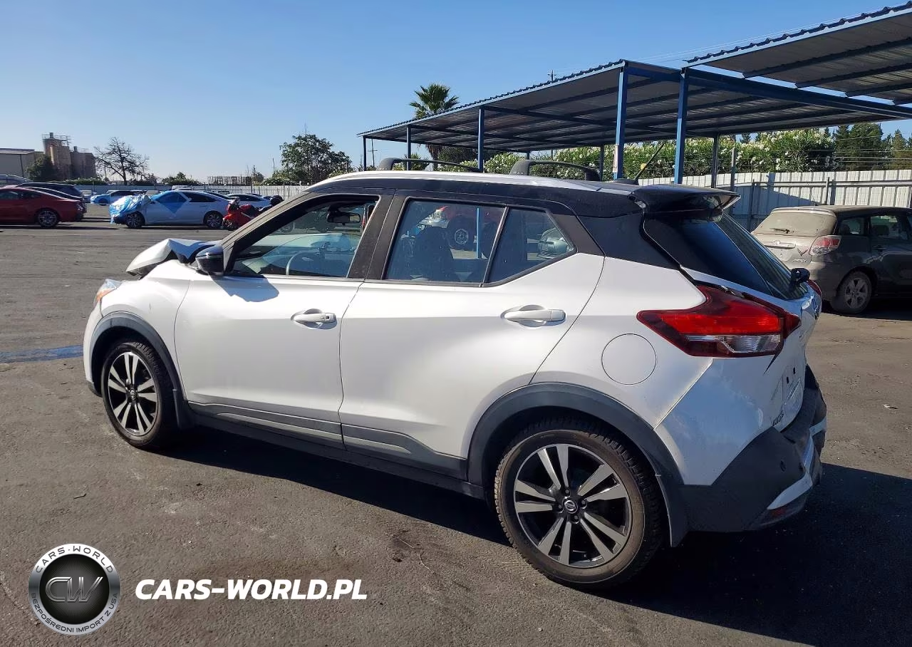 2020 Nissan Kicks Sr VIN:3N1CP5DV1LL493371 - 2