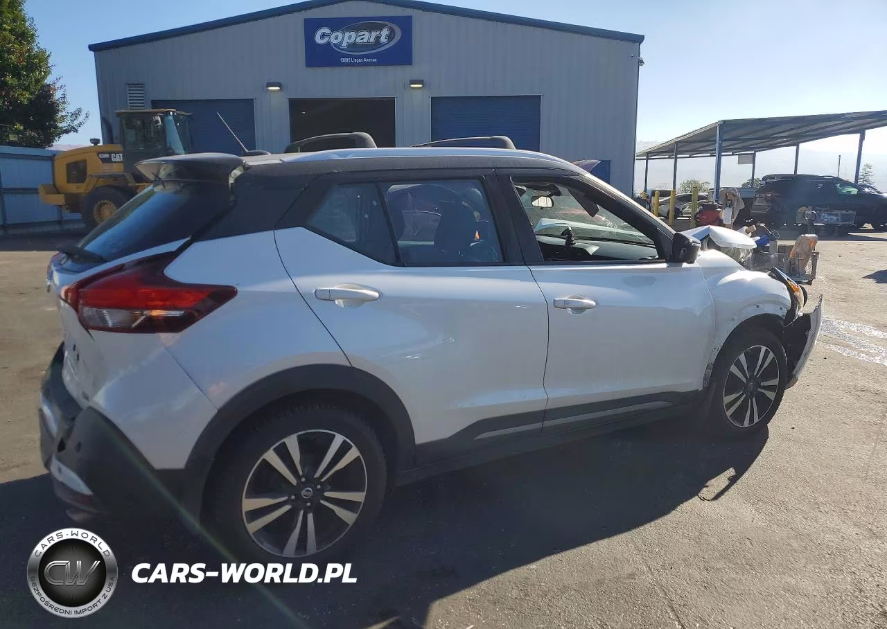 2020 Nissan Kicks Sr VIN:3N1CP5DV1LL493371 - 3