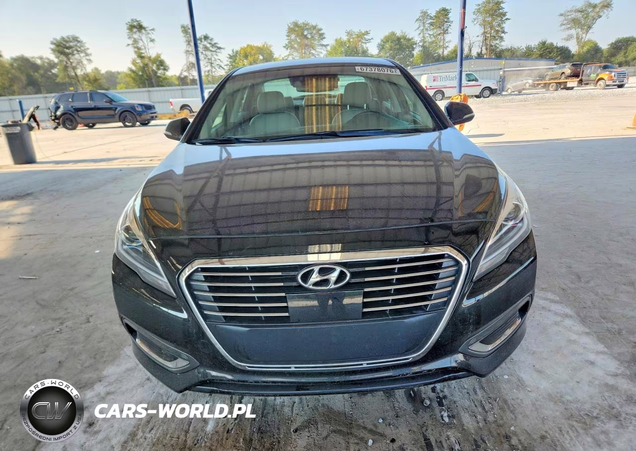 2017 Hyundai Sonata Plug-In Hybrid Limited VIN:KMHE54L23HA045186 - 5