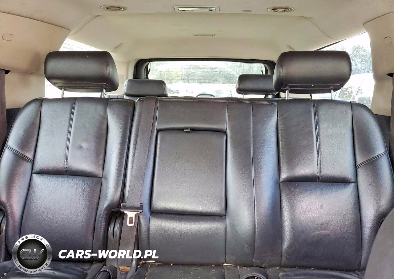 2010 Chevrolet Suburban K1500 Lt VIN:1GNUKJE31AR273358 - 10