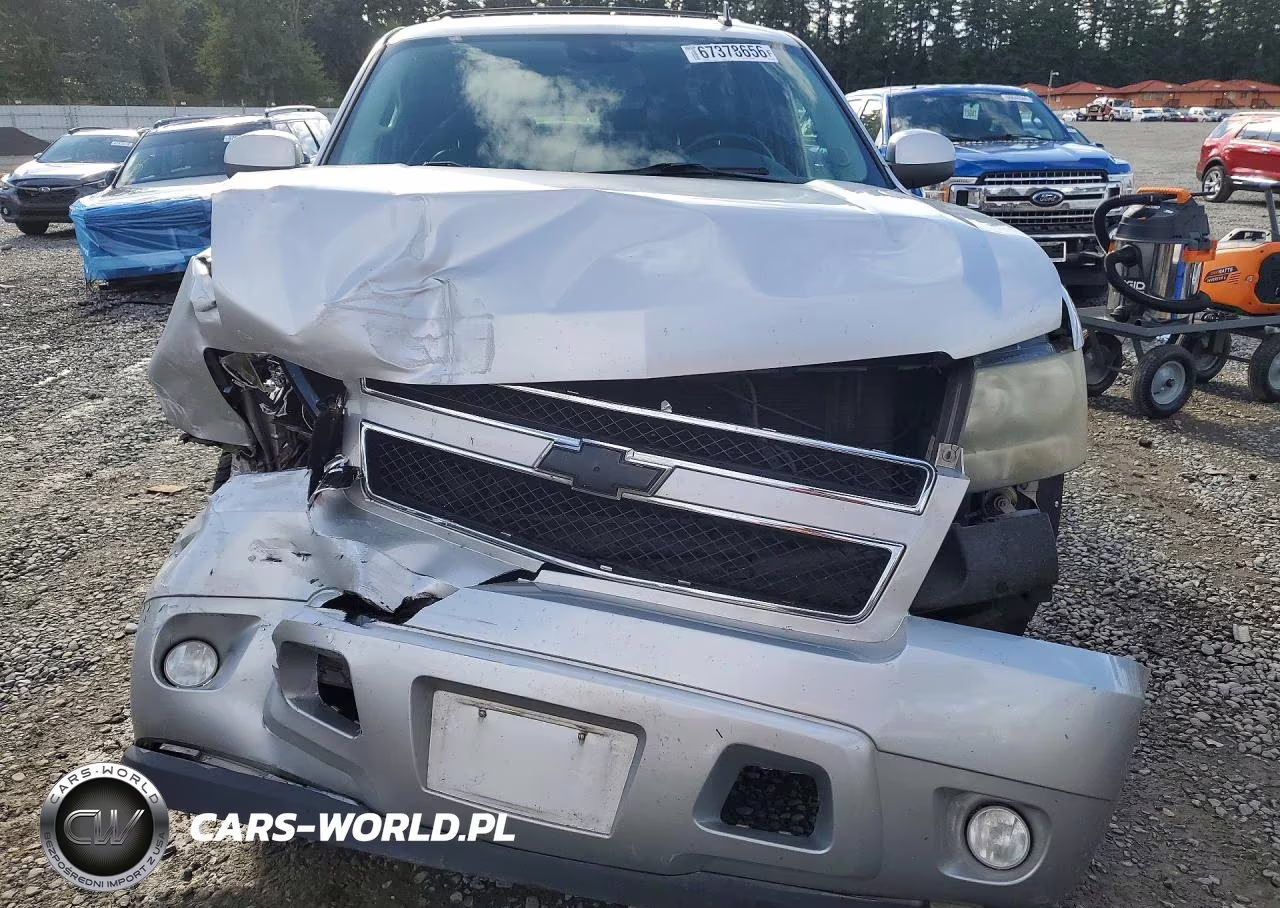 2010 Chevrolet Suburban K1500 Lt VIN:1GNUKJE31AR273358 - 5
