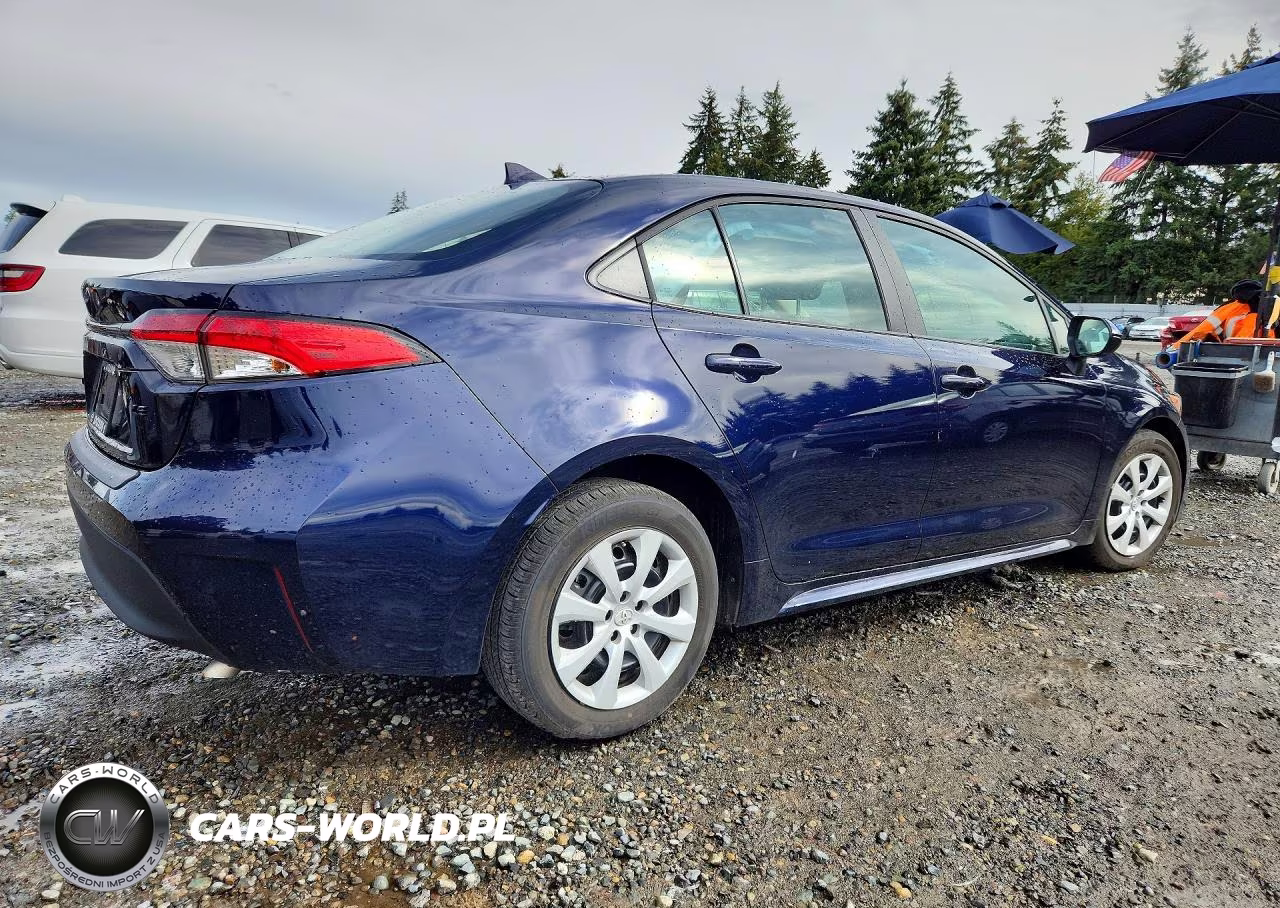 2024 Toyota Corolla Le VIN:5YFB4MDE7RP210978 - 3