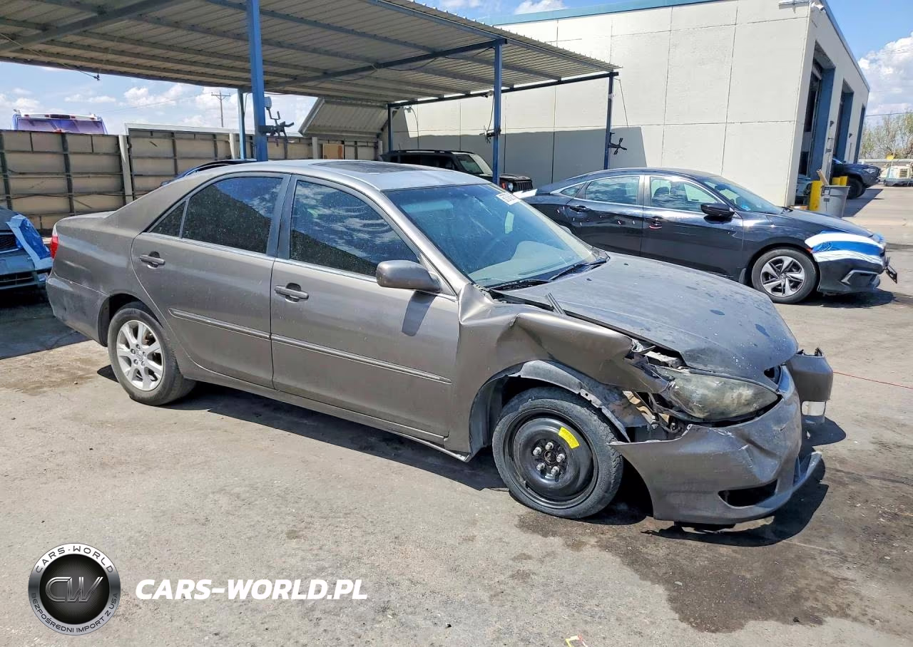 2006 Toyota Camry Xle V6 VIN:4T1BF30KX6U631605 - 4