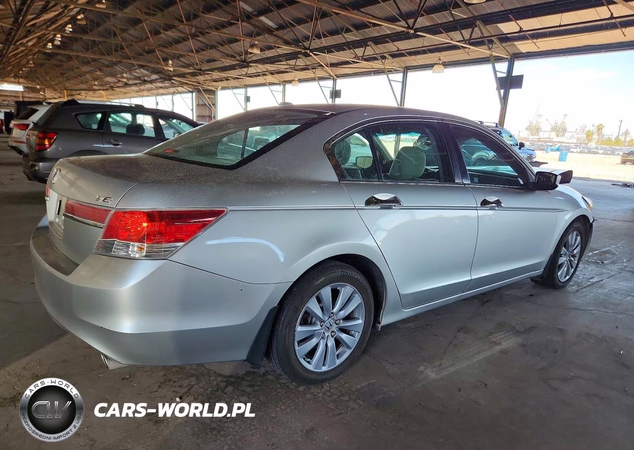 2011 Honda Accord Exl VIN:1HGCP3F80BA012526 - 3