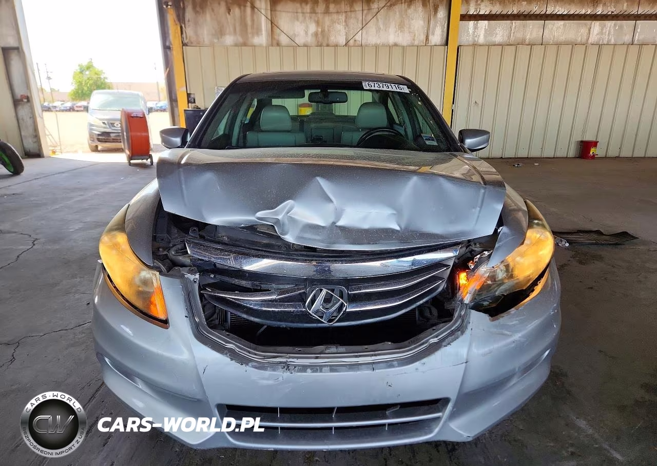 2011 Honda Accord Exl VIN:1HGCP3F80BA012526 - 5