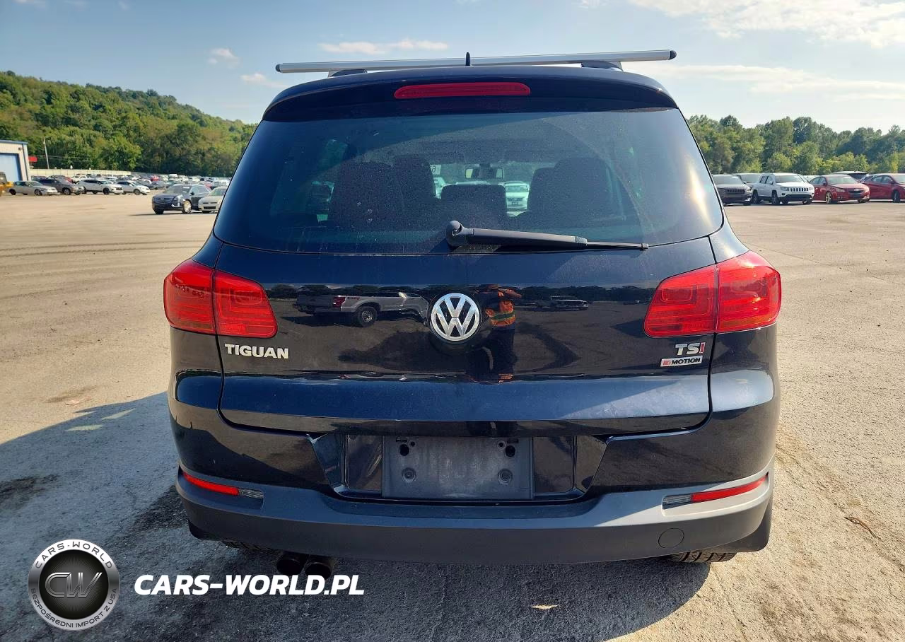 2017 Volkswagen Tiguan Wolfsburg VIN:WVGSV7AXXHK008939 - 6