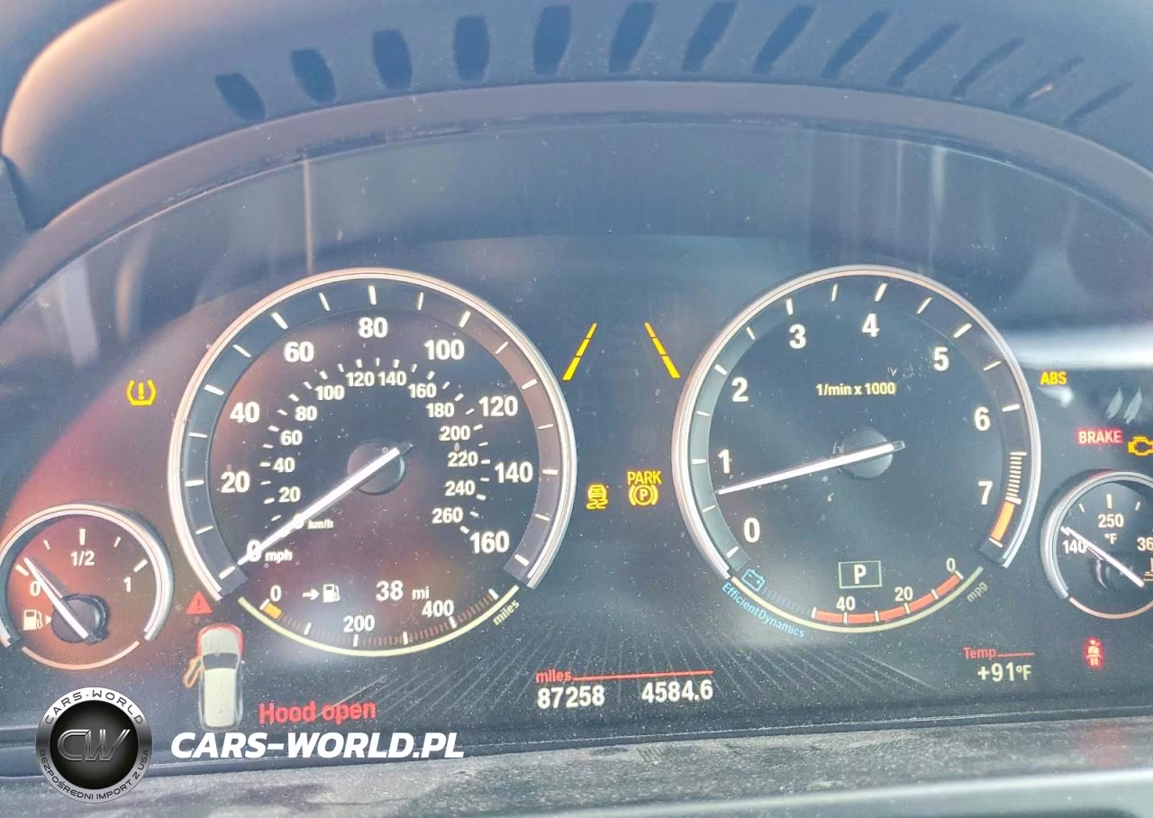 2017 BMW X5 xDrive35I VIN:5UXKR0C38H0V81469 - 9