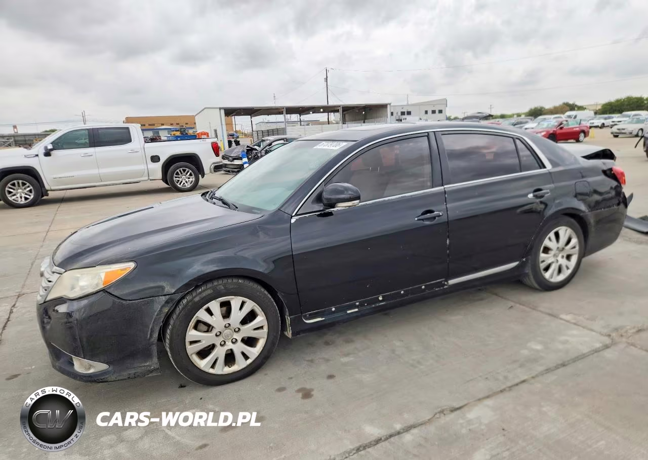 2011 Toyota Avalon Base