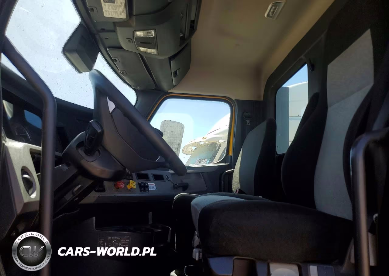 2022 Freightliner Cascadia 126 Semi Truck VIN:3AKBHKDV1NSMZ3306 - 7