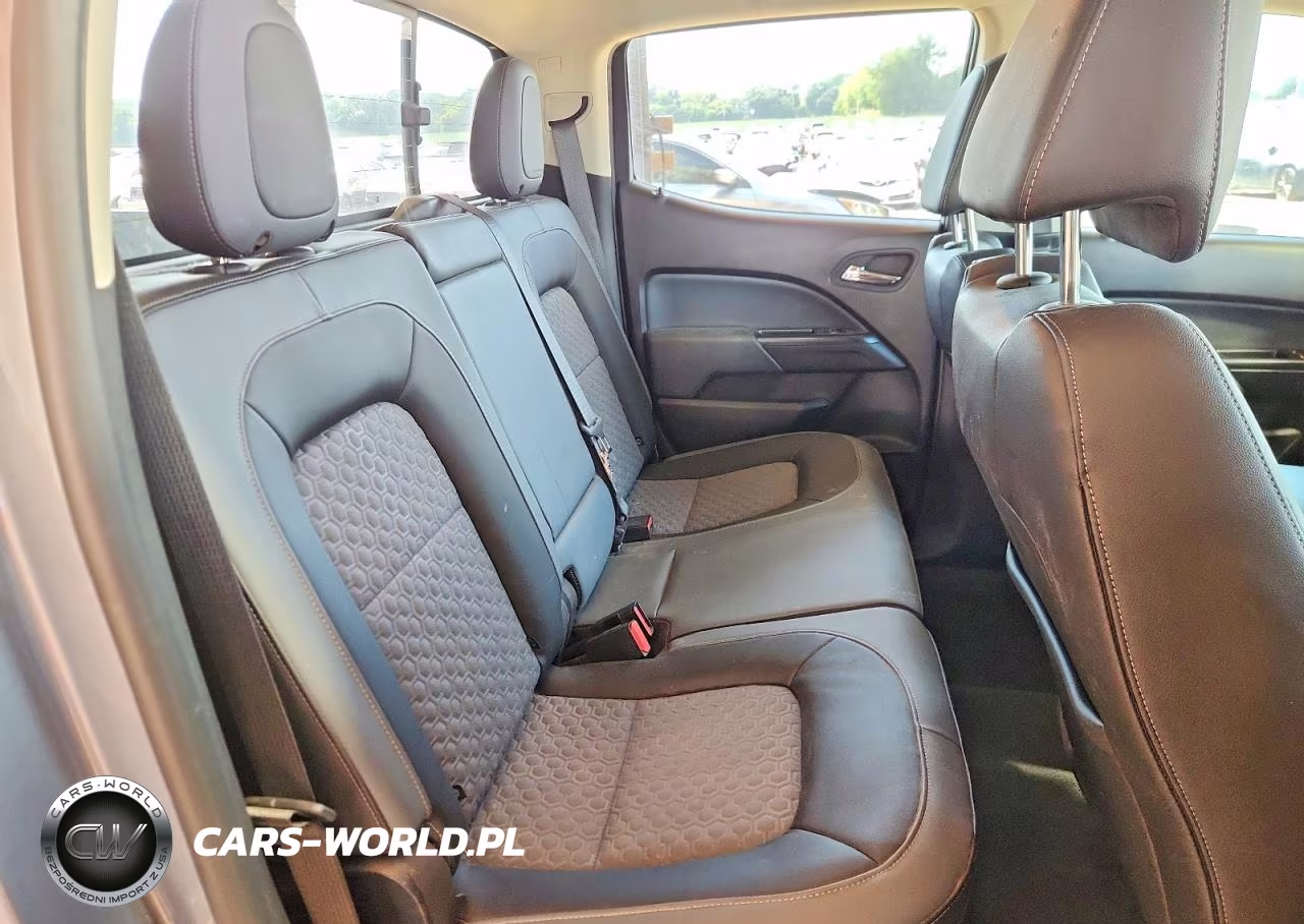 2021 Chevrolet Colorado Z71 VIN:1GCGTDENXM1178158 - 10