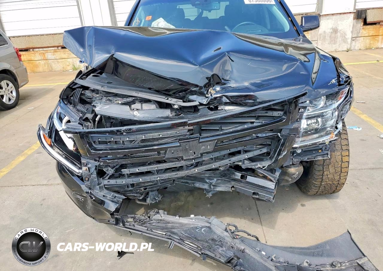 2018 Chevrolet Tahoe K1500 Premier VIN:1GNSKCKJ1JR181172 - 12