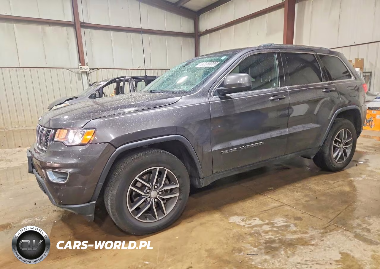 2018 Jeep Grand Cherokee Laredo VIN:1C4RJFAG1JC476924 - 1