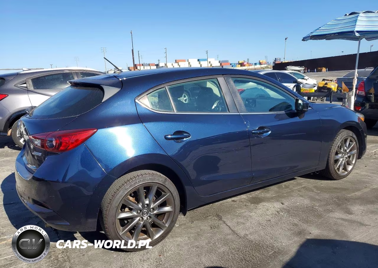 2018 Mazda 3 Touring VIN:3MZBN1L36JM270416 - 3