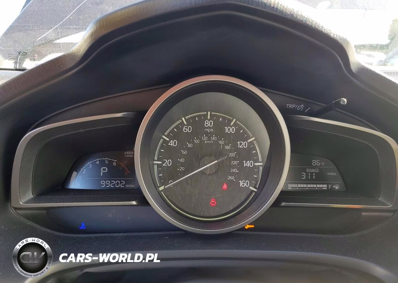 2018 Mazda 3 Touring VIN:3MZBN1L36JM270416 - 9