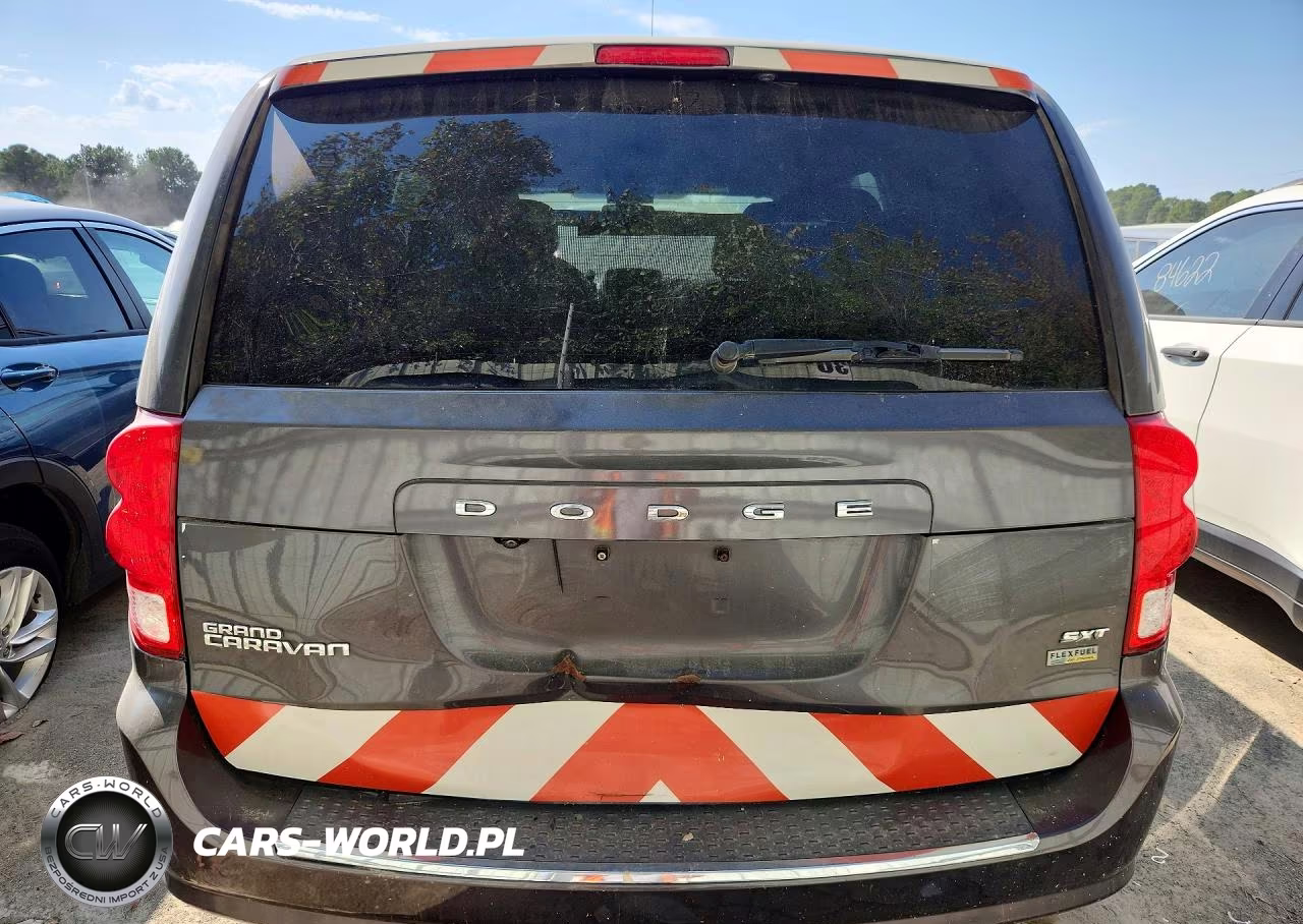 2019 Dodge Grand Caravan Sxt VIN:2C4RDGCG9KR771126 - 6