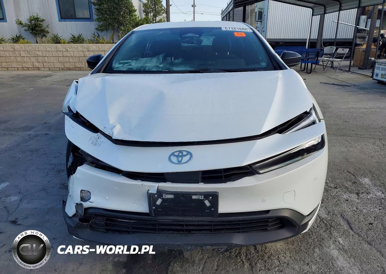 2024 Toyota Prius Le VIN:JTDACAAU8R3040325 - 5