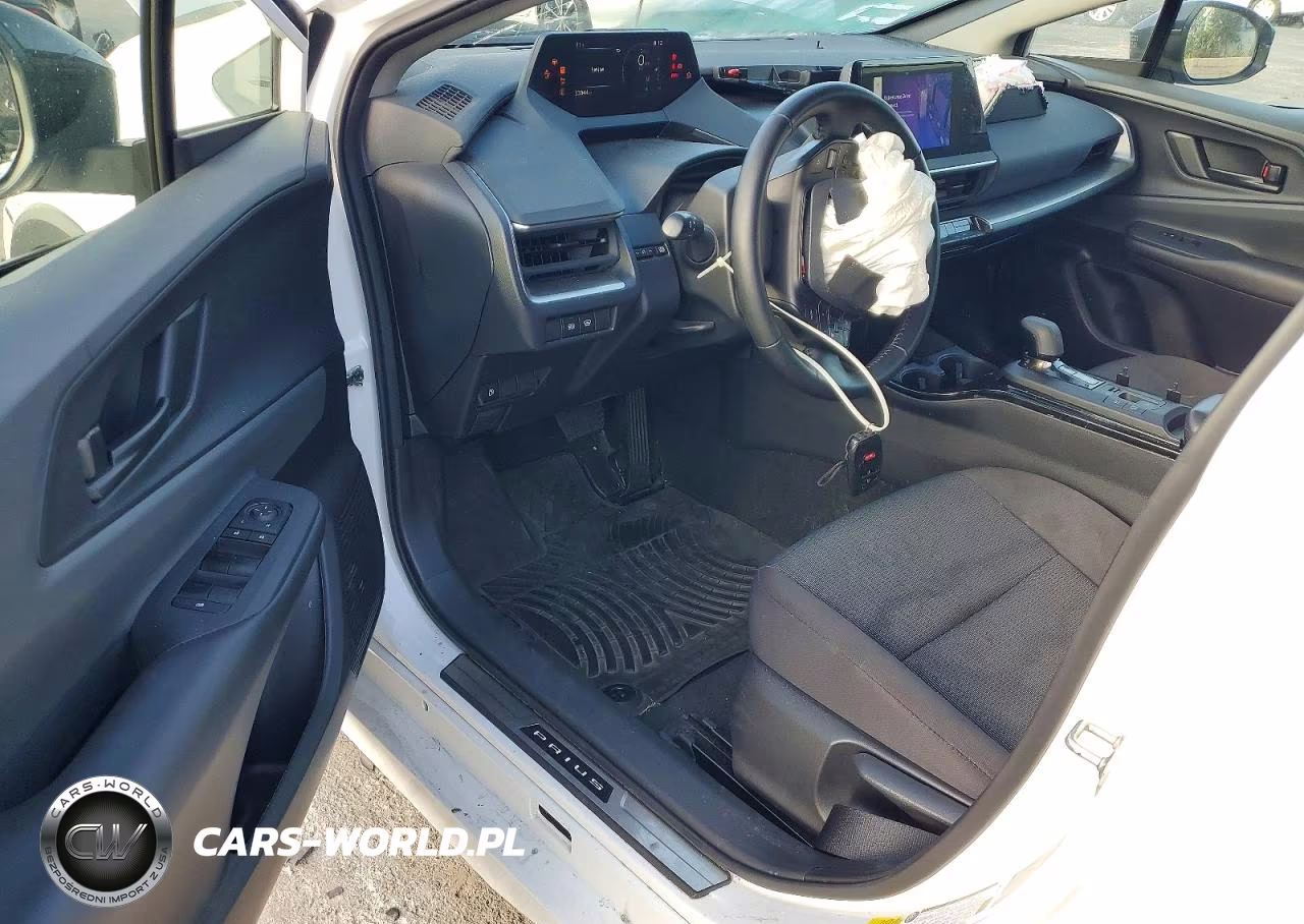 2024 Toyota Prius Le VIN:JTDACAAU8R3040325 - 8