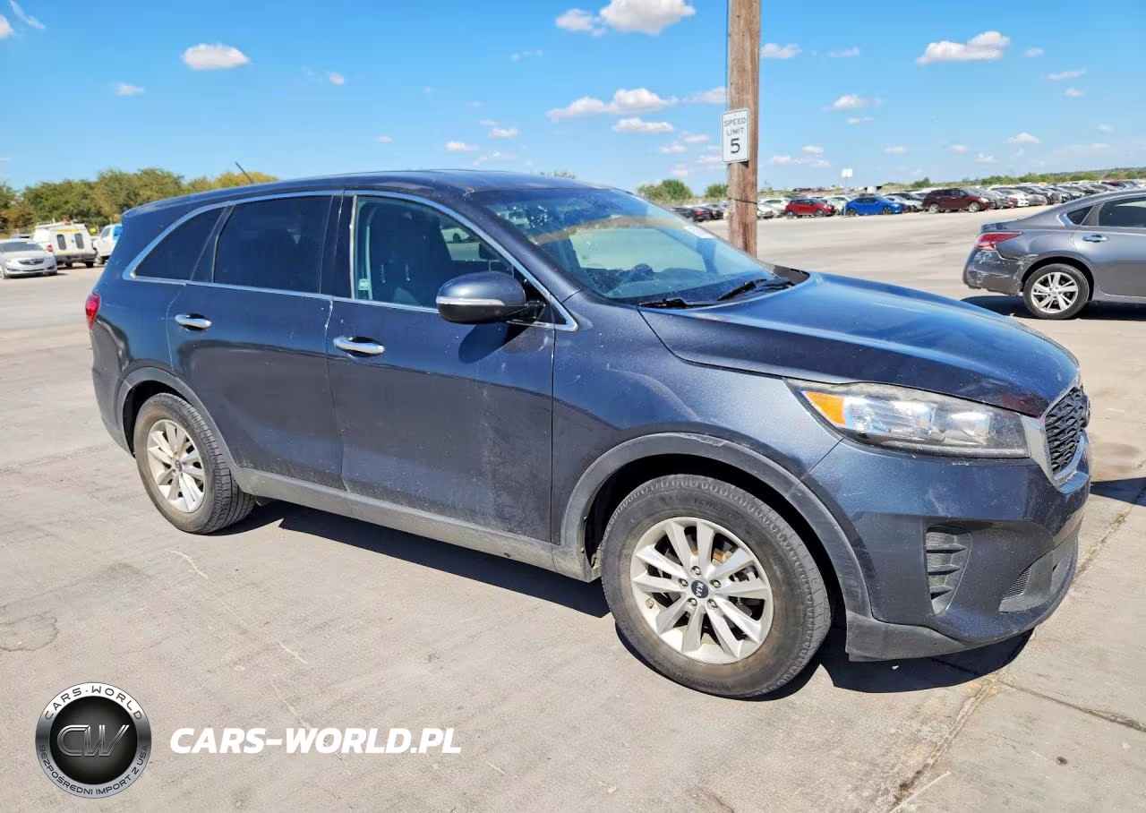 2020 Kia Sorento S VIN:5XYPG4A54LG615757 - 4