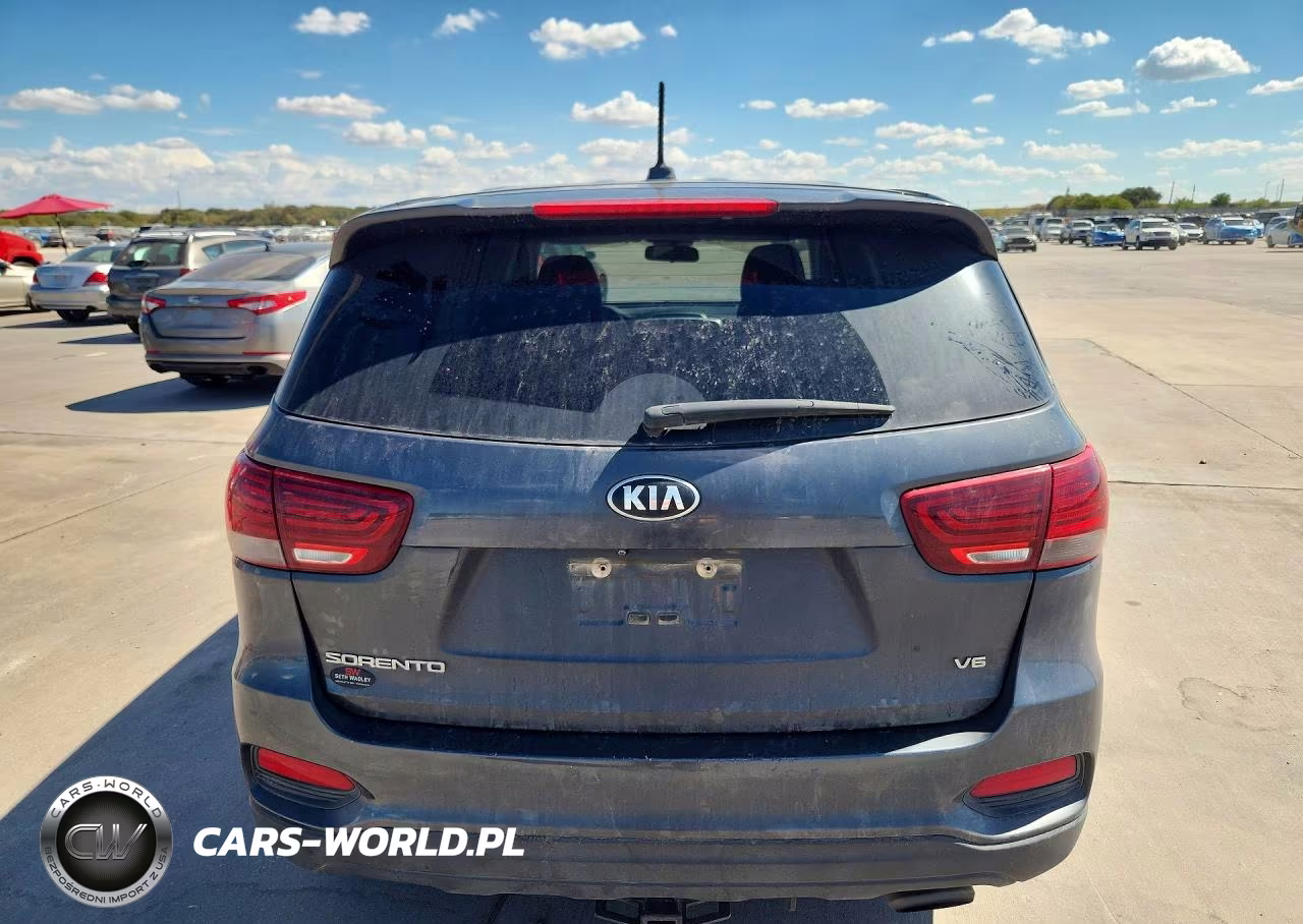 2020 Kia Sorento S VIN:5XYPG4A54LG615757 - 6