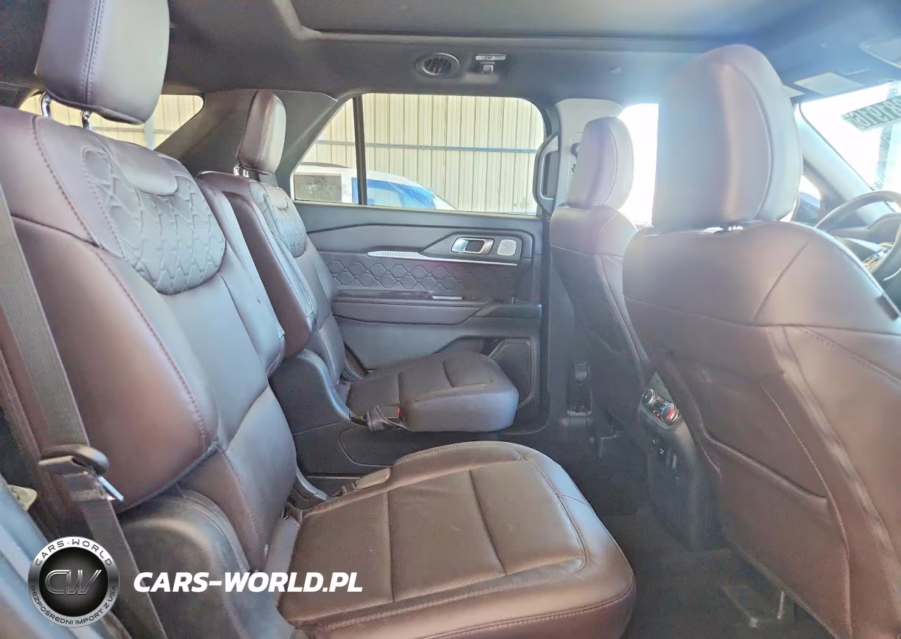 2025 Ford Explorer Platinum VIN:1FMUK8HH6SGB62743 - 11