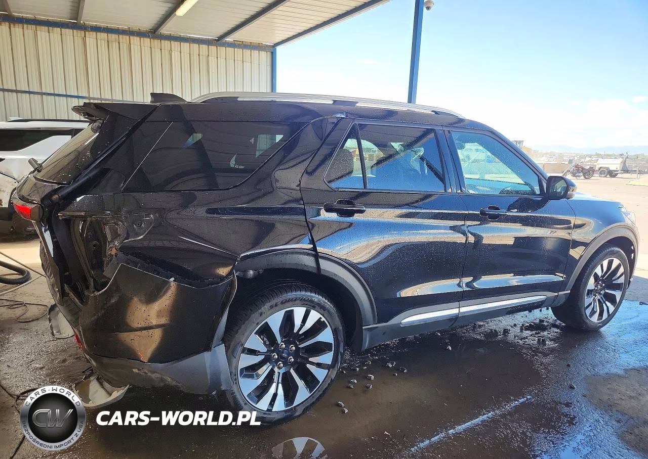 2025 Ford Explorer Platinum VIN:1FMUK8HH6SGB62743 - 3