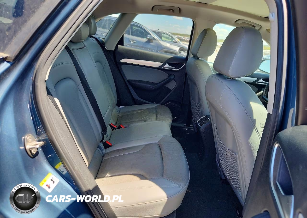 2018 Audi Q3 Premium Plus VIN:WA1HCCFS3JR009190 - 11