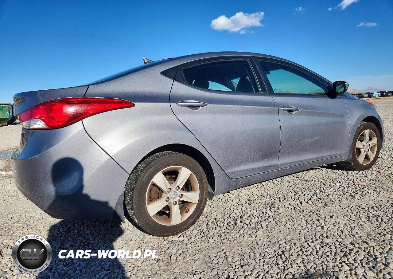 2013 Hyundai Elantra Gls VIN:KMHDH4AE5DU992836 - 3