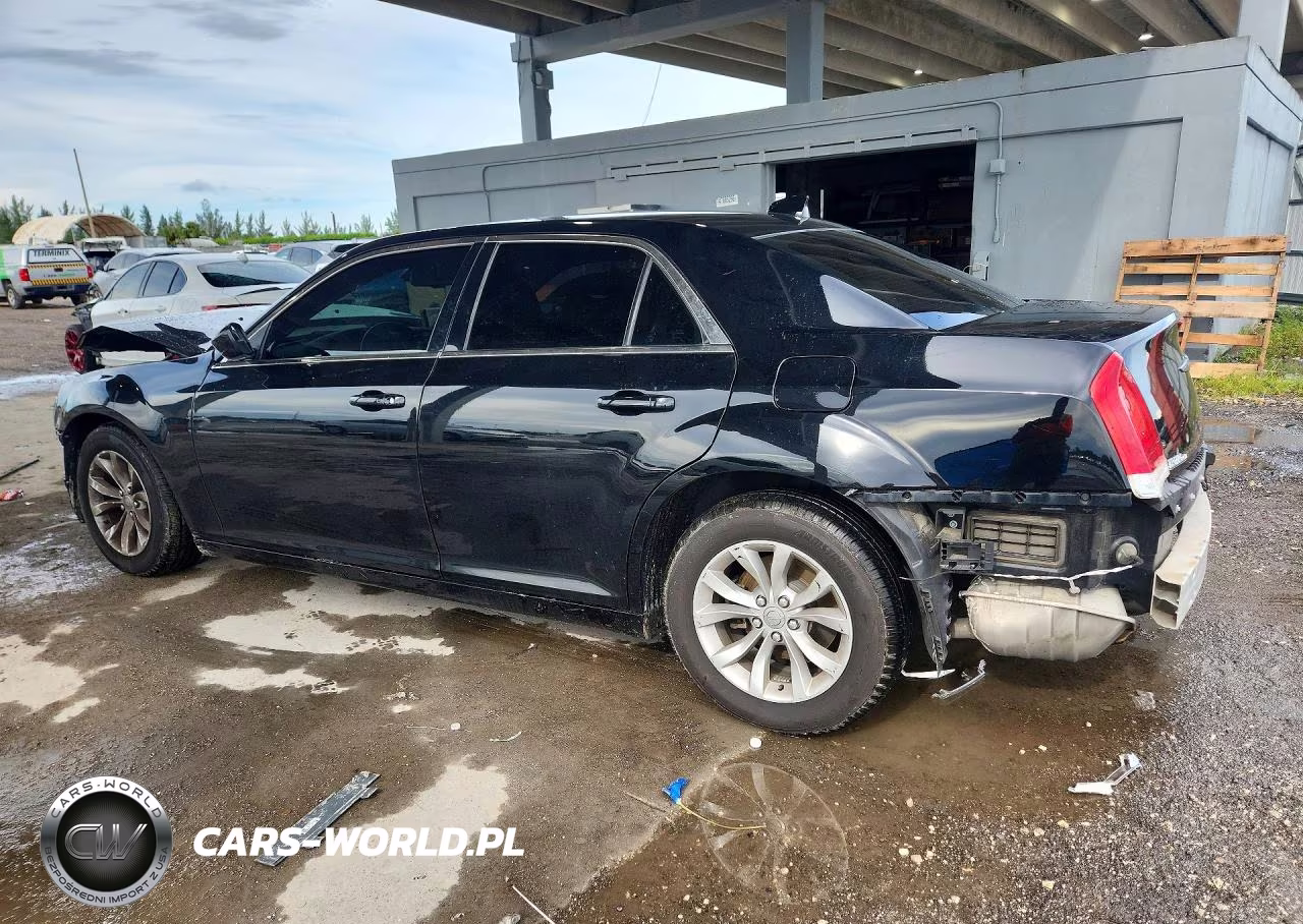 2020 Chrysler 300 Touring VIN:2C3CCAAGXLH209322 - 2