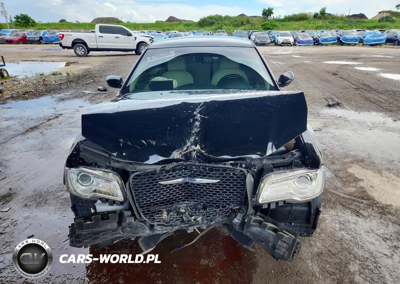 2020 Chrysler 300 Touring VIN:2C3CCAAGXLH209322 - 5