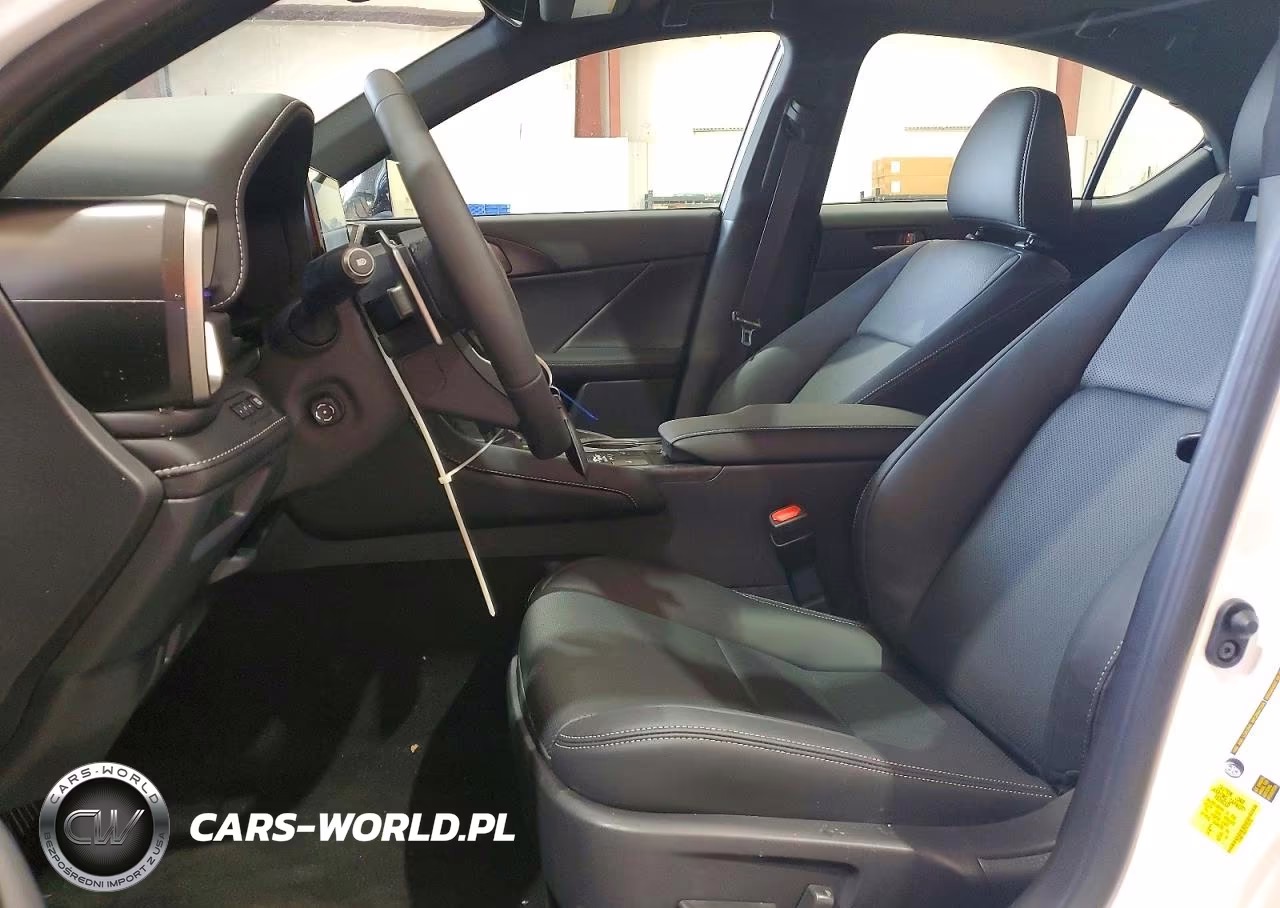 2026 Lexus Is 350 F Sport Design VIN:JTHBZ1B23T5104782 - 7