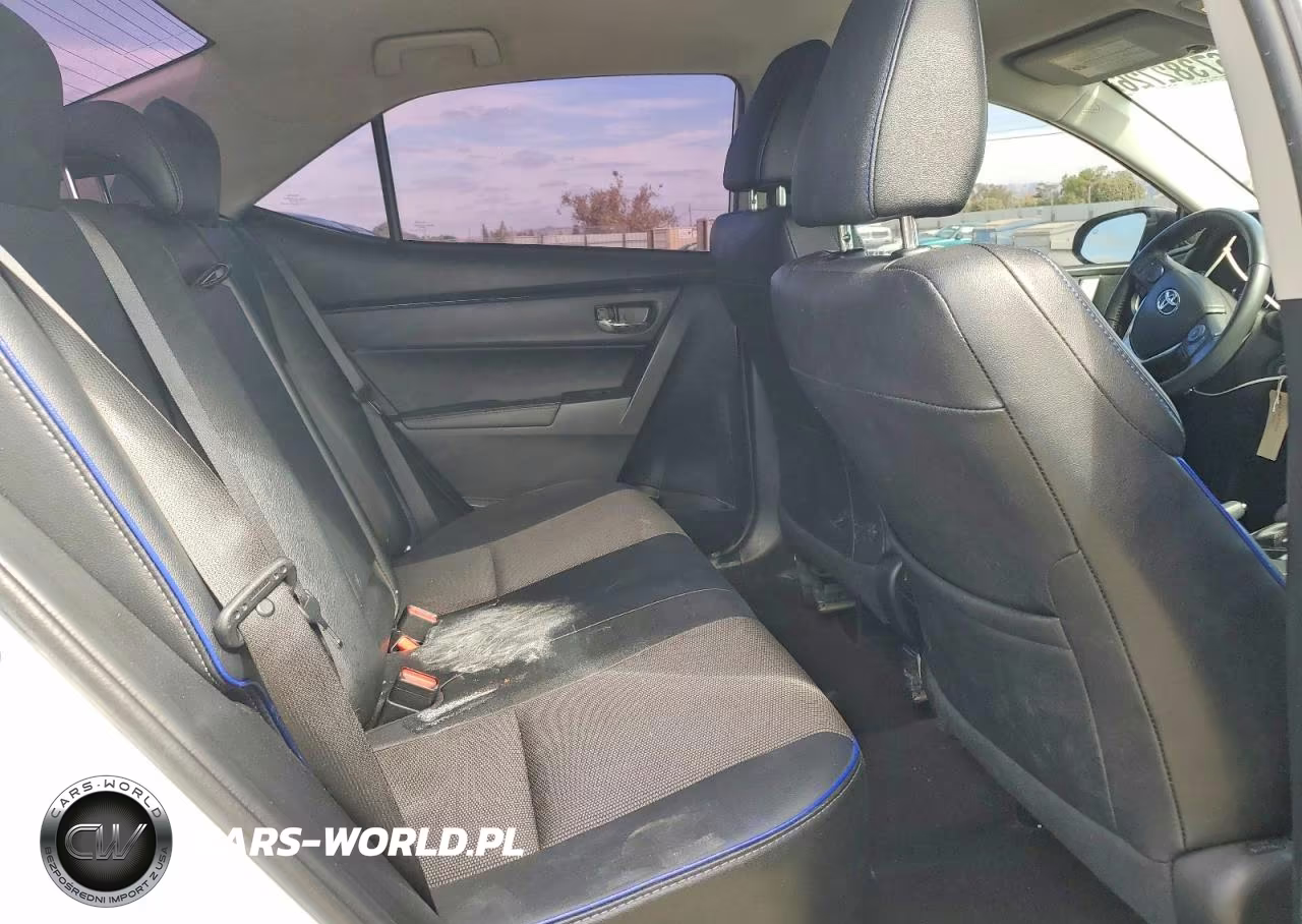 2018 Toyota Corolla Se VIN:2T1BURHE7JC091227 - 10
