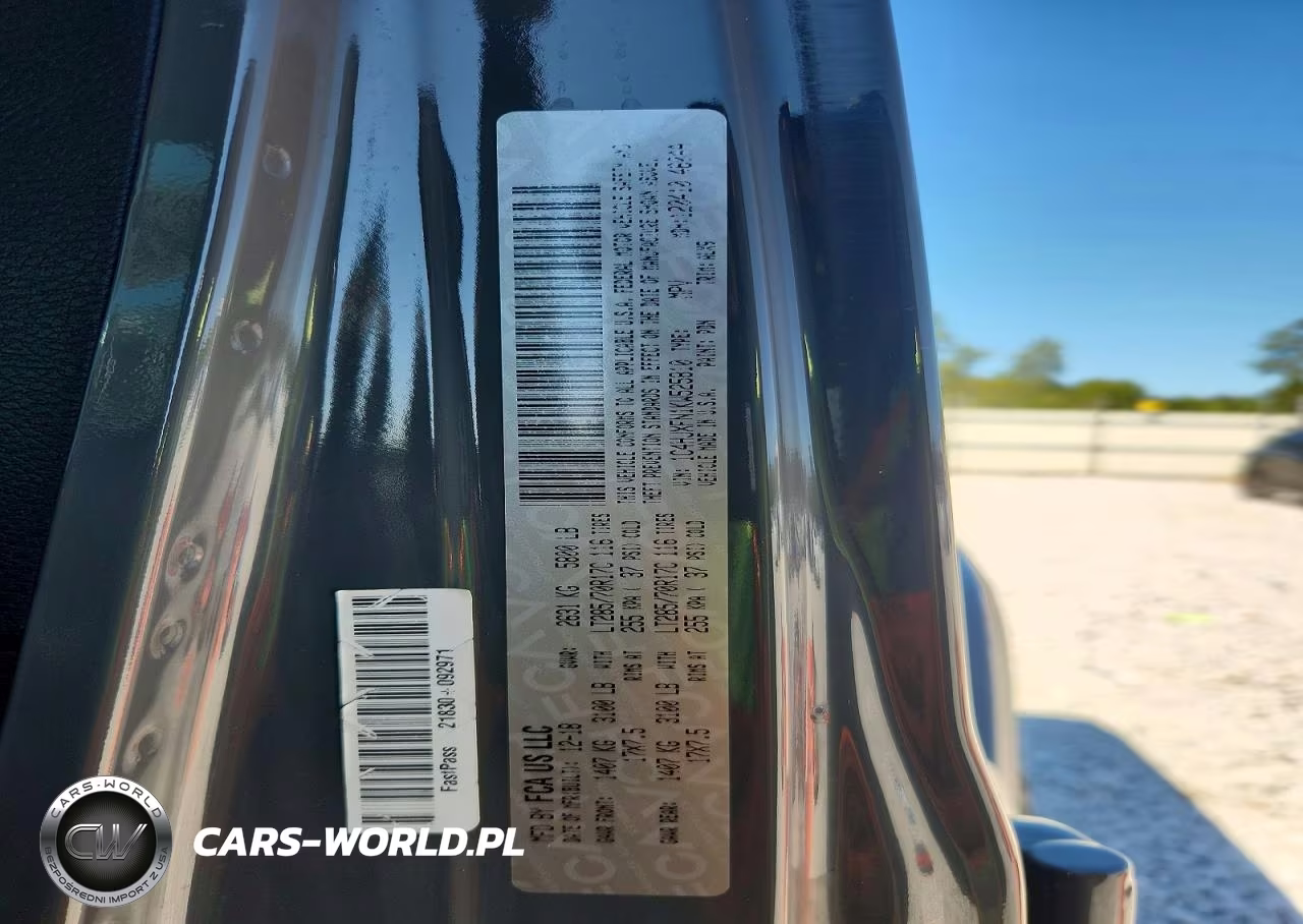 2019 Jeep Wrangler Unlimited Rubicon VIN:1C4HJXFN1KW525810 - 13