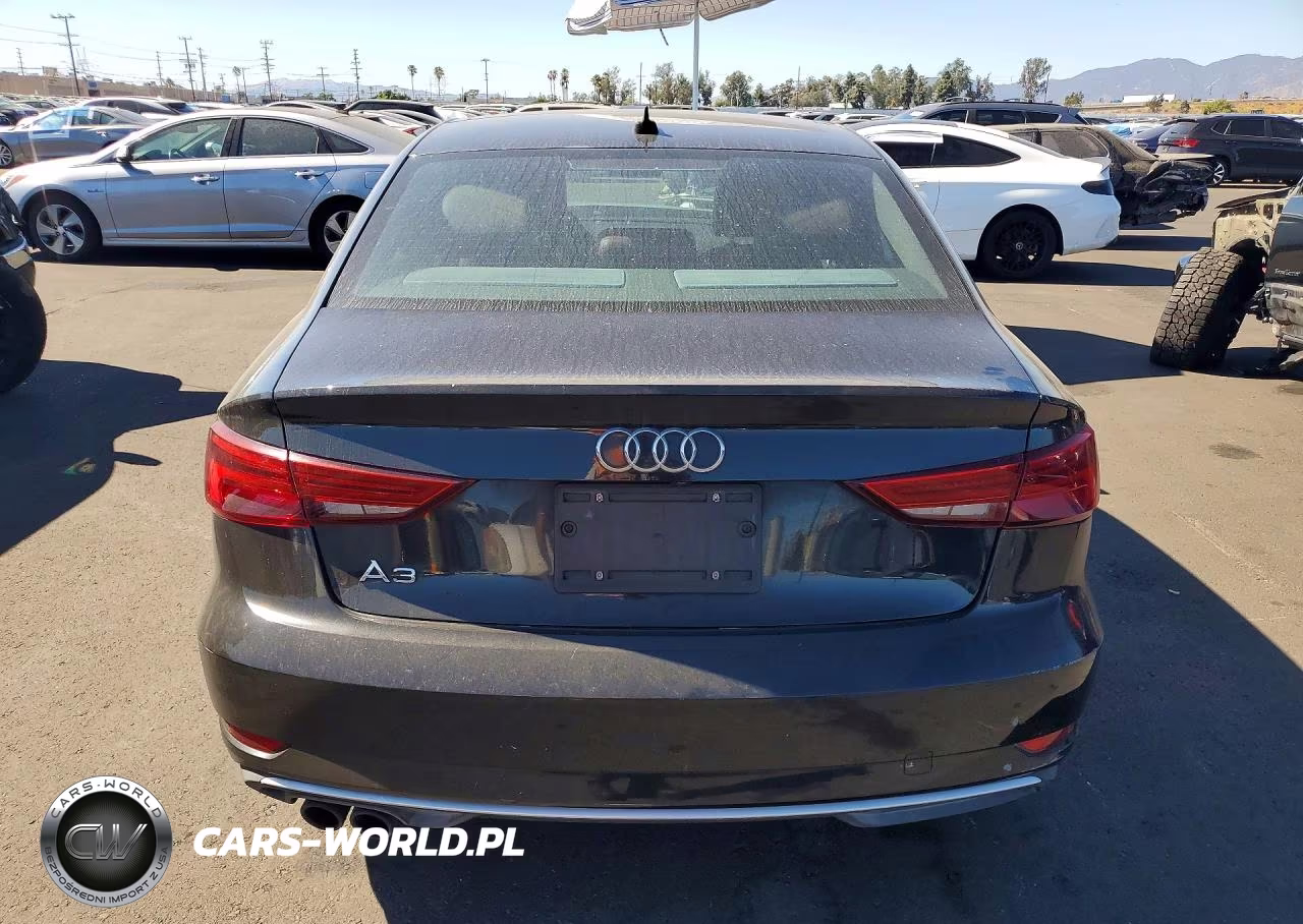 2017 Audi A3 Premium VIN:WAUAUGFF7H1037904 - 6