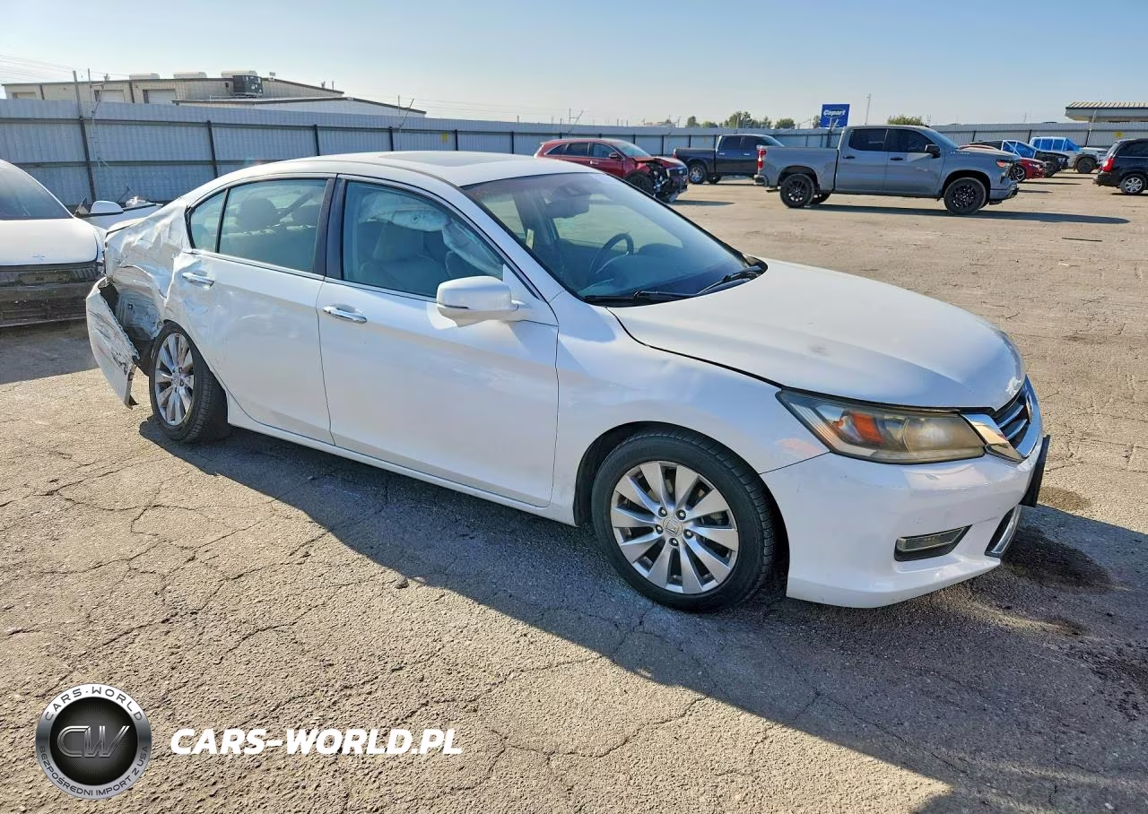 2013 Honda Accord Touring VIN:1HGCR3F99DA034899 - 4
