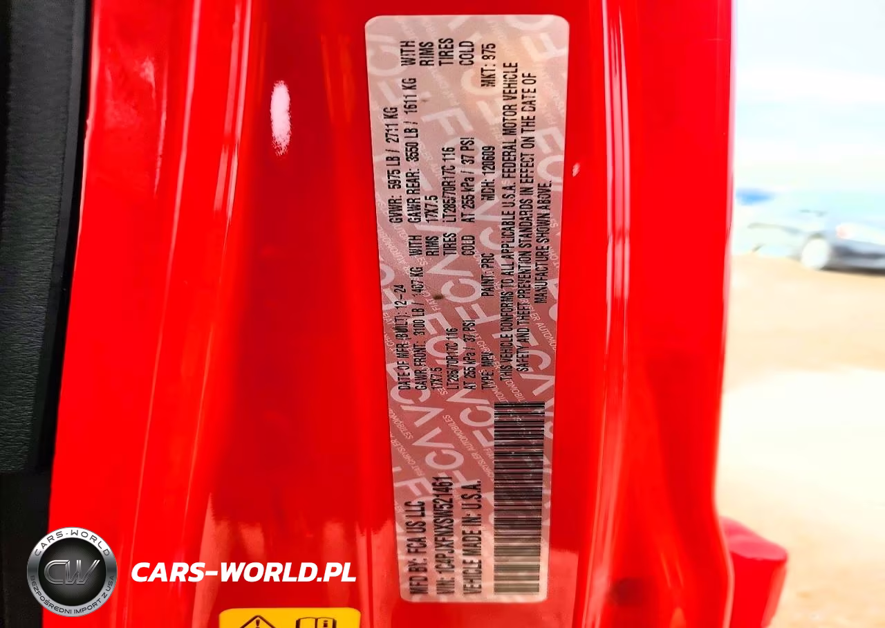 2025 Jeep Wrangler 4-Door Rubicon 4X4 VIN:1C4PJXFNXSW521461 - 12