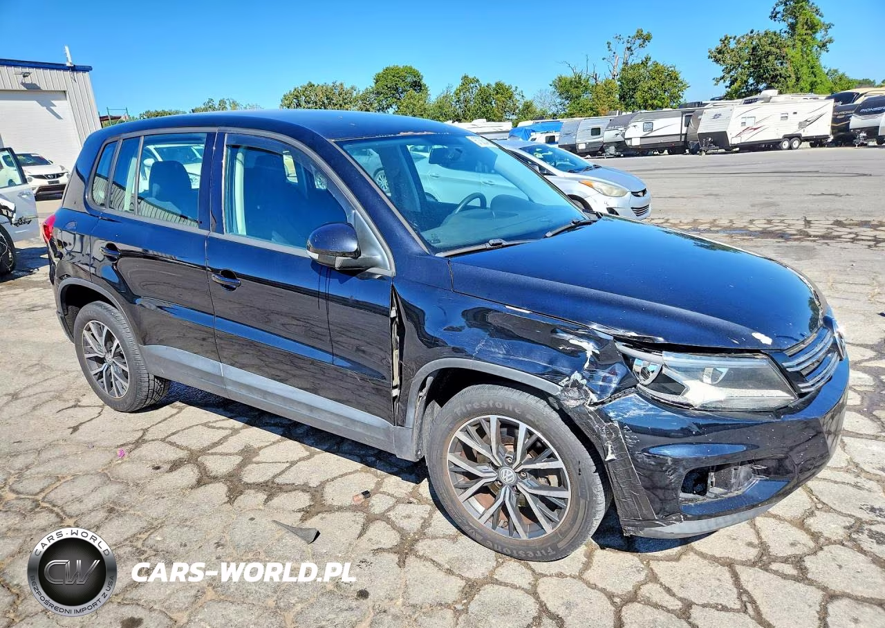 2012 Volkswagen Tiguan S VIN:WVGCV7AXXCW592524 - 4